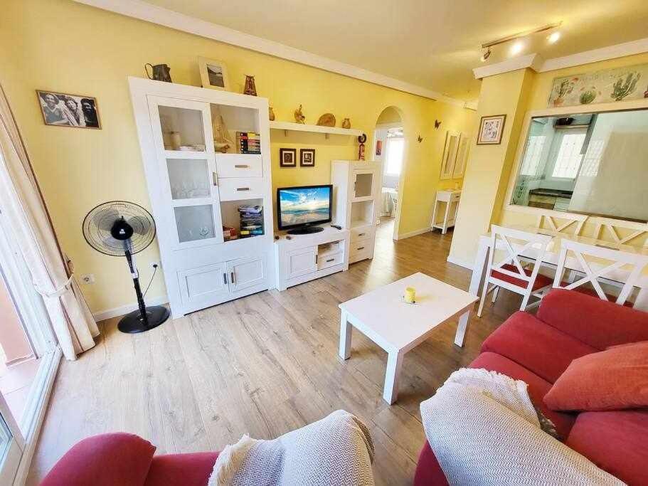 Boliches House Beach 200M Wifi Fuengirola Buitenkant foto
